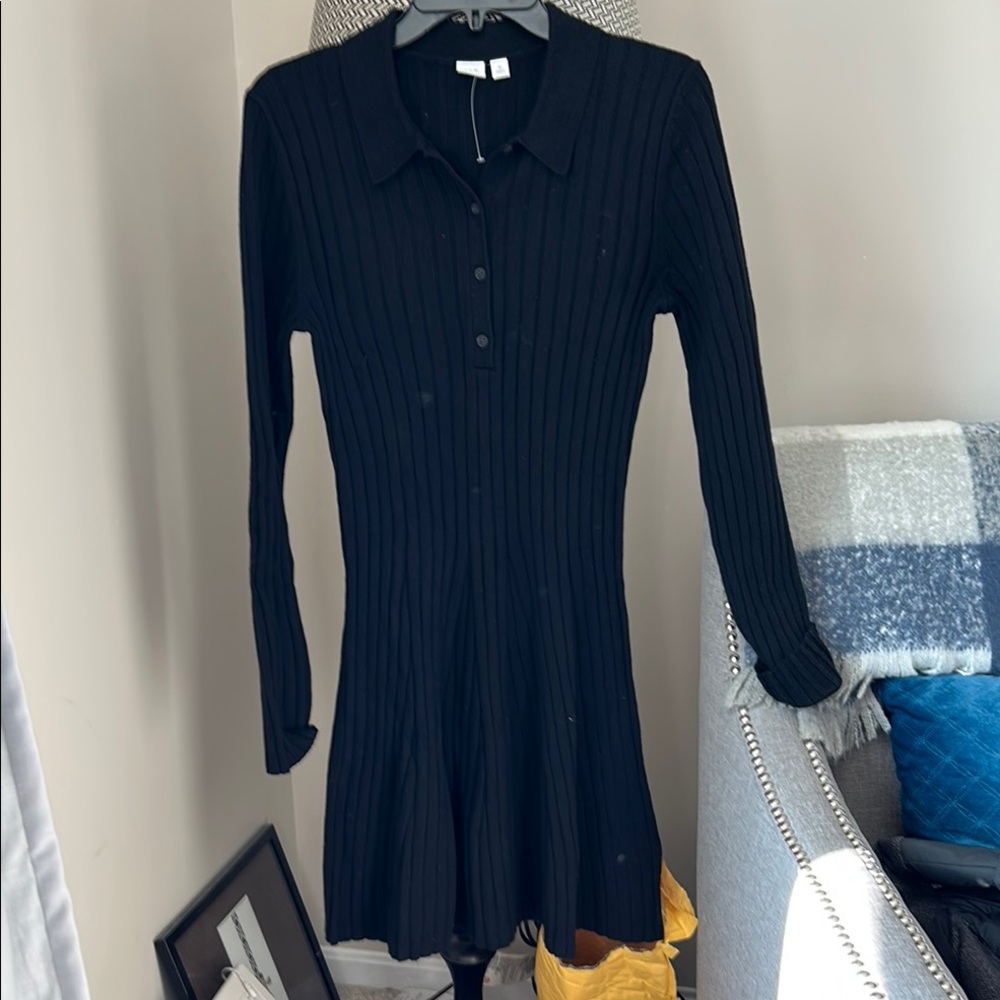 Black GAP Ribbed sweater Dress.  Size M.  Never worn.